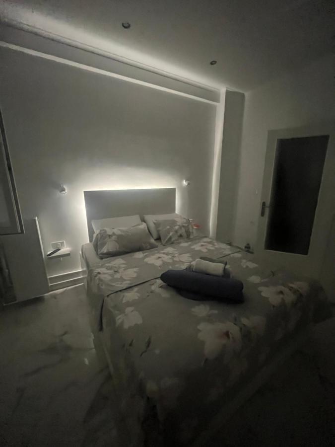 White Apartment Афіни Екстер'єр фото