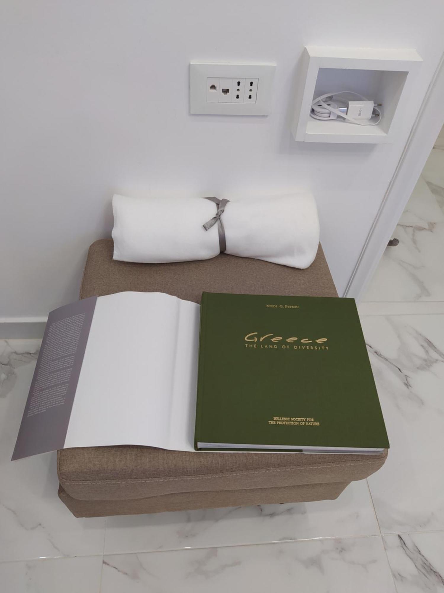 White Apartment Афіни Екстер'єр фото